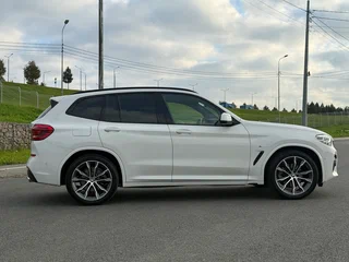 2019 BMW X3 20d xDrive III (G01), белый, 3890000 рублей, вид 3