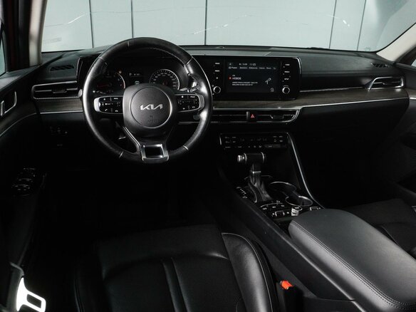 2022 Kia K5 III, красный - вид 5
