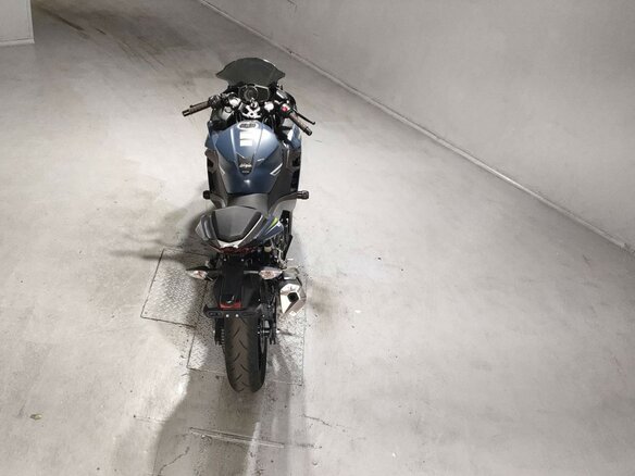 2022 Kawasaki Ninja 400, синий, 717000 рублей - вид 5