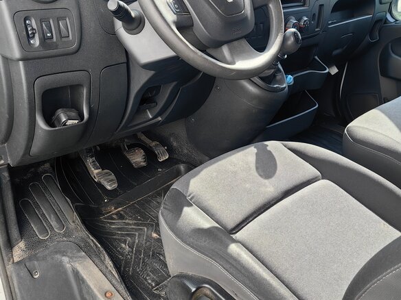 2019 Renault Master, белый, 3000000 рублей - вид 22