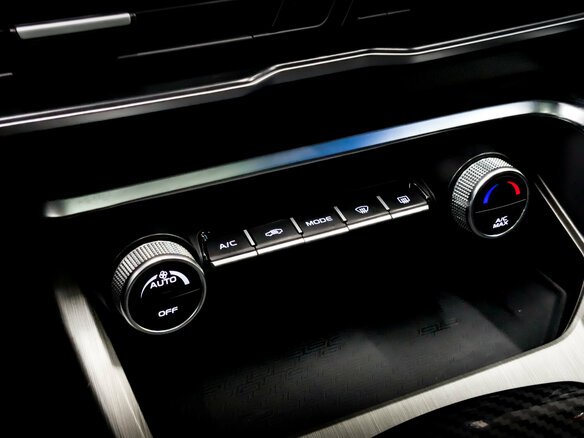 2023 Geely Coolray I, синий, 1815000 рублей - вид 26