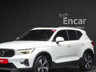 2022 Volvo XC40 I, белый, 4682885 рублей, вид 1