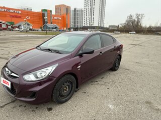 2012 Hyundai Solaris I, фиолетовый, 650000 рублей, вид 3
