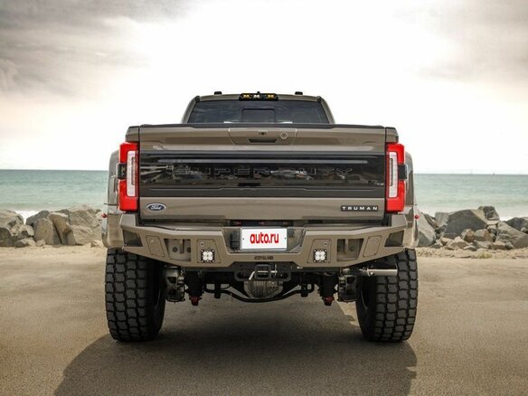 2026 Ford F-350, коричневый - вид 3