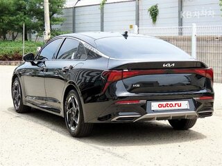 2023 Kia K5 III Рестайлинг, чёрный, 2290005 рублей, вид 4