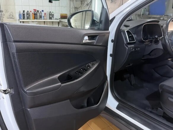 2019 Hyundai Tucson III Рестайлинг, белый, 1999999 рублей - вид 8