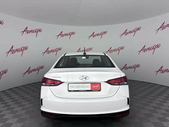 2022 Hyundai Solaris II Рестайлинг, белый, 1199000 рублей - вид 3