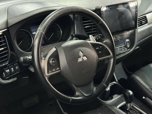 2014 Mitsubishi Outlander III, чёрный, 1160000 рублей - вид 11
