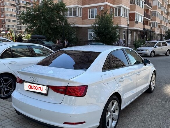 2014 Audi A3 III (8V), белый, 1700000 рублей - вид 6