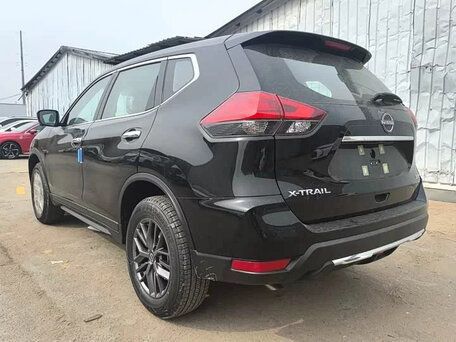 2025 Nissan X-Trail III Рестайлинг 2, чёрный, 1980000 рублей, вид 5
