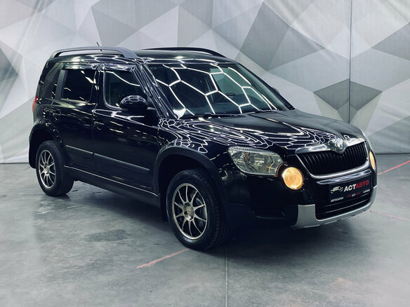 2013 Skoda Yeti I, чёрный, 654000 рублей - вид 2