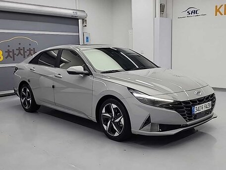 2023 Hyundai Avante VII, серебристый, 1814000 рублей, вид 3