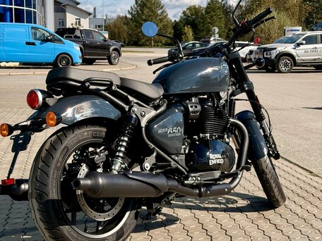 2026 Royal Enfield Shotgun, серый, 772000 рублей, вид 3