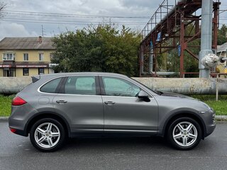 2010 Porsche Cayenne II (958), серый, 1850000 рублей, вид 3