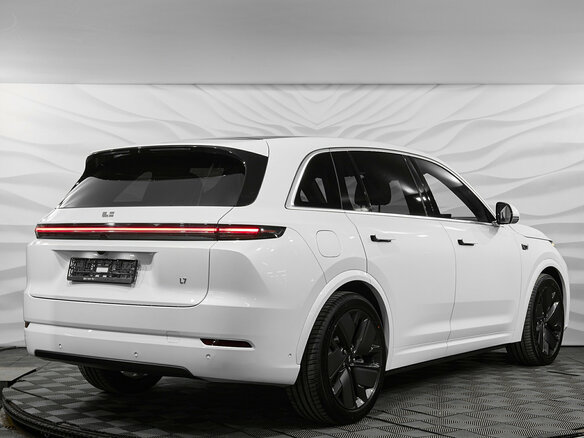 2026 Li Auto (Lixiang) L7 52.3 kWh I Рестайлинг, белый, 10500000 рублей - вид 3