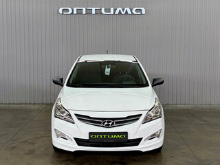 2015 Hyundai Solaris I Рестайлинг, белый, 1047000 рублей, вид 2