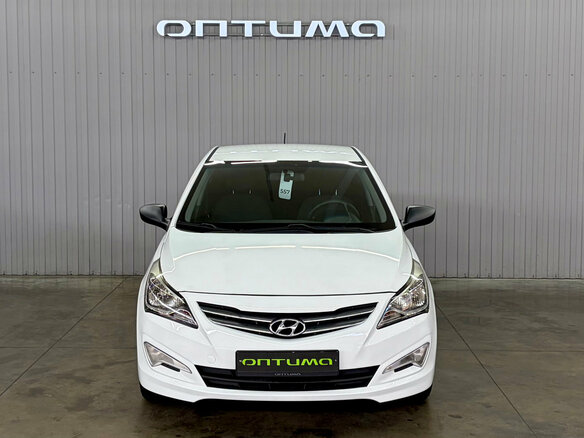 2015 Hyundai Solaris I Рестайлинг, белый, 1047000 рублей - вид 1
