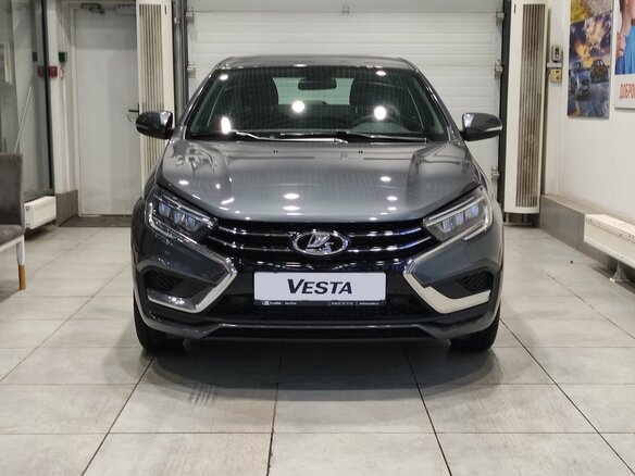 2026 Lada (ВАЗ) Vesta I Рестайлинг (NG), серый, 1755000 рублей - вид 2