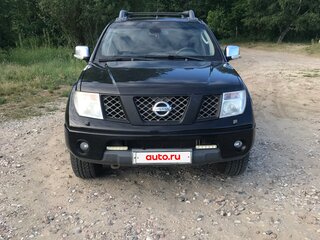 2007 Nissan Navara (Frontier) III (D40), чёрный, 800000 рублей, вид 1