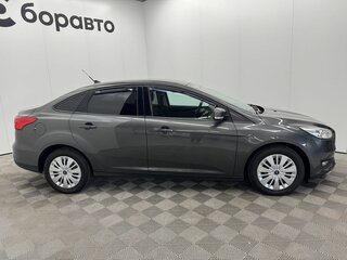 2017 Ford Focus III Рестайлинг, серый, 1160000 рублей, вид 4