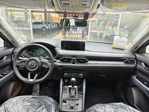 2026 Mazda CX-5 II Рестайлинг, белый - вид 10