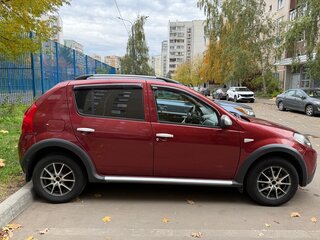 2011 Renault Sandero I, красный, 710000 рублей, вид 3
