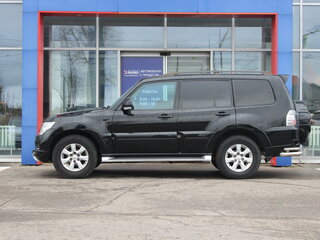 2014 Mitsubishi Pajero IV Рестайлинг 1, чёрный, 2200000 рублей, вид 2