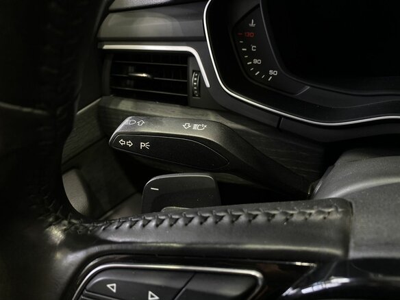 2015 Audi A4 V (B9), чёрный - вид 12