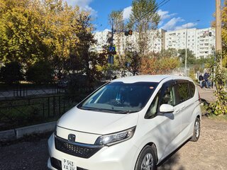 2019 Honda Freed II Рестайлинг, белый, 1530000 рублей, вид 1