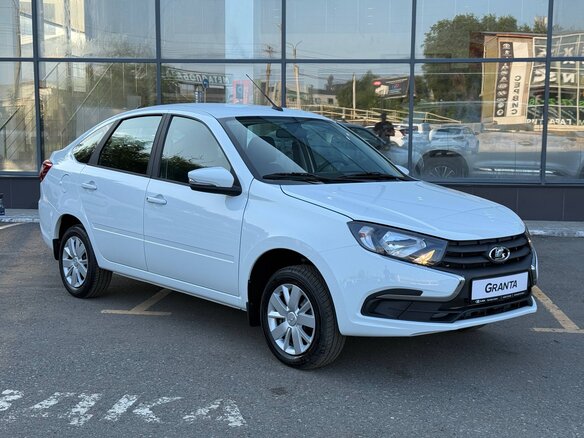 2026 Lada (ВАЗ) Granta I Рестайлинг, белый, 1140000 рублей - вид 6