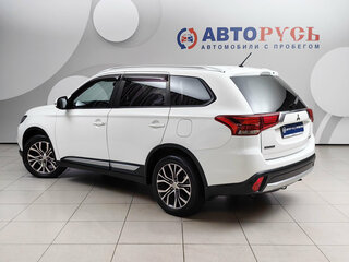 2016 Mitsubishi Outlander III Рестайлинг 2, белый, 1345000 рублей, вид 2