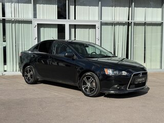 2012 Mitsubishi Lancer X Рестайлинг, чёрный, 700000 рублей, вид 3
