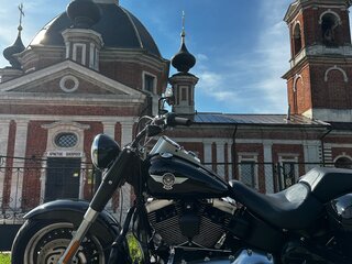 2010 Harley-Davidson Fat Boy, чёрный, 999000 рублей, вид 4