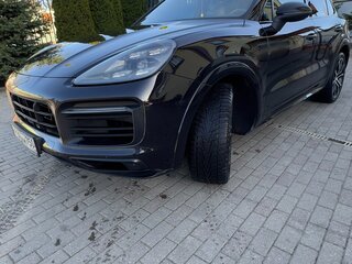 2018 Porsche Cayenne III, чёрный, 4613000 рублей, вид 1