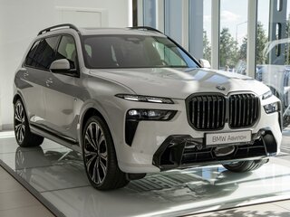 2026 BMW X7 40i I (G07) Рестайлинг, белый, 16480000 рублей, вид 1