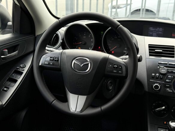 2013 Mazda 3 II (BL) Рестайлинг, белый - вид 16