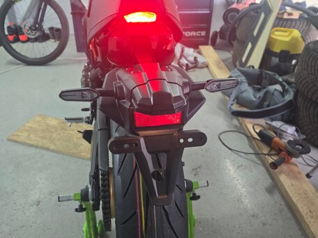2026 Yamaha XSR900, белый, 1450000 рублей, вид 3