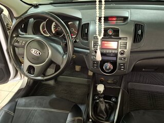 2012 Kia Cerato 6-speed II, серебристый, 1020000 рублей, вид 3