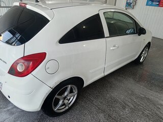 2007 Opel Corsa D, белый, 300000 рублей, вид 4