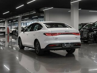 2025 BYD Seal 05 15.87 kWh, белый, 2950000 рублей, вид 5