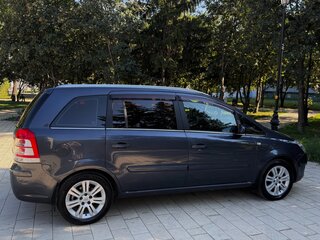 2008 Opel Zafira B Рестайлинг, серый, 650000 рублей, вид 2