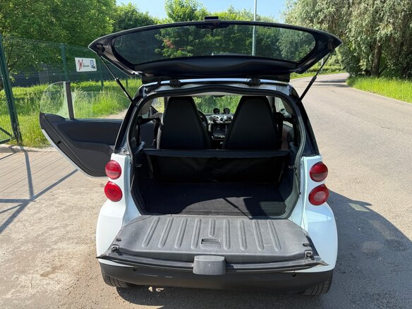 2009 Smart Fortwo II, серебристый, 595000 рублей - вид 8