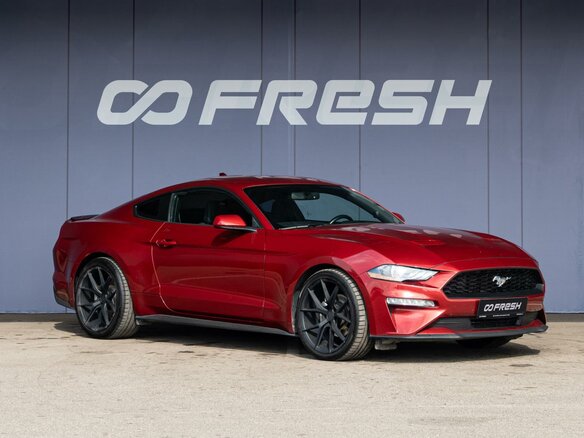 2020 Ford Mustang VI Рестайлинг, красный, 3490000 рублей