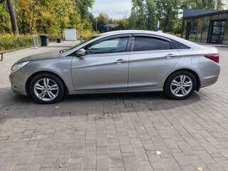 2011 Hyundai Sonata VI (YF), серый, 800000 рублей, вид 3