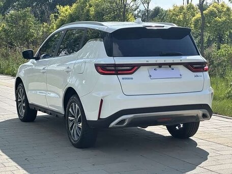 2023 Geely Vision X6 Pro, белый, 1560000 рублей, вид 3