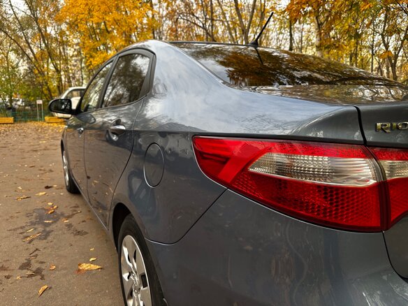2012 Kia Rio 5-speed III, голубой, 695000 рублей - вид 12
