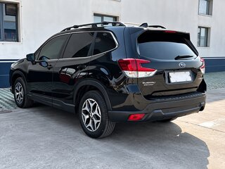 2023 Subaru Forester V Рестайлинг, чёрный, 2980007 рублей, вид 4