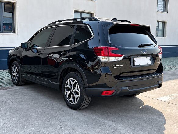 2023 Subaru Forester V Рестайлинг, чёрный, 2980007 рублей - вид 3