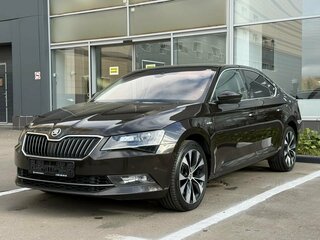 2016 Skoda Superb III, коричневый, 2150000 рублей, вид 3