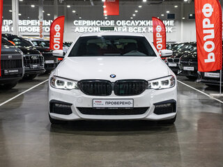 2017 BMW 5 серии 520d xDrive VII (G30/G31/G38), белый, 2979700 рублей, вид 3